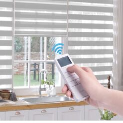 Rèm cửa tự động điều khiển bằng remote