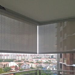 Rèm cuốn ban công chống nắng, cản mưa